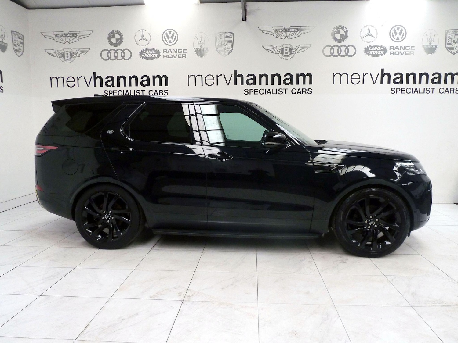 Used Land Rover Discovery 2018 for sale - 76001687: Photo 3
