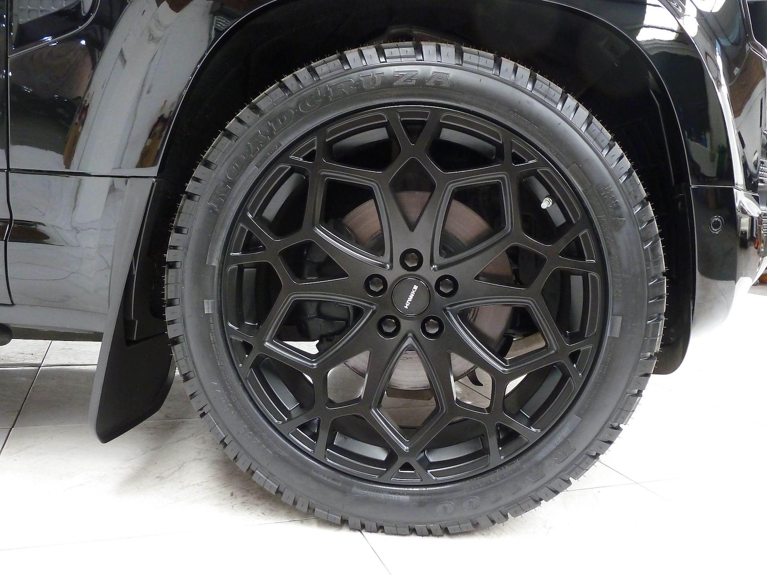 Used Land Rover Defender 110 for sale - 76994912: Photo 9