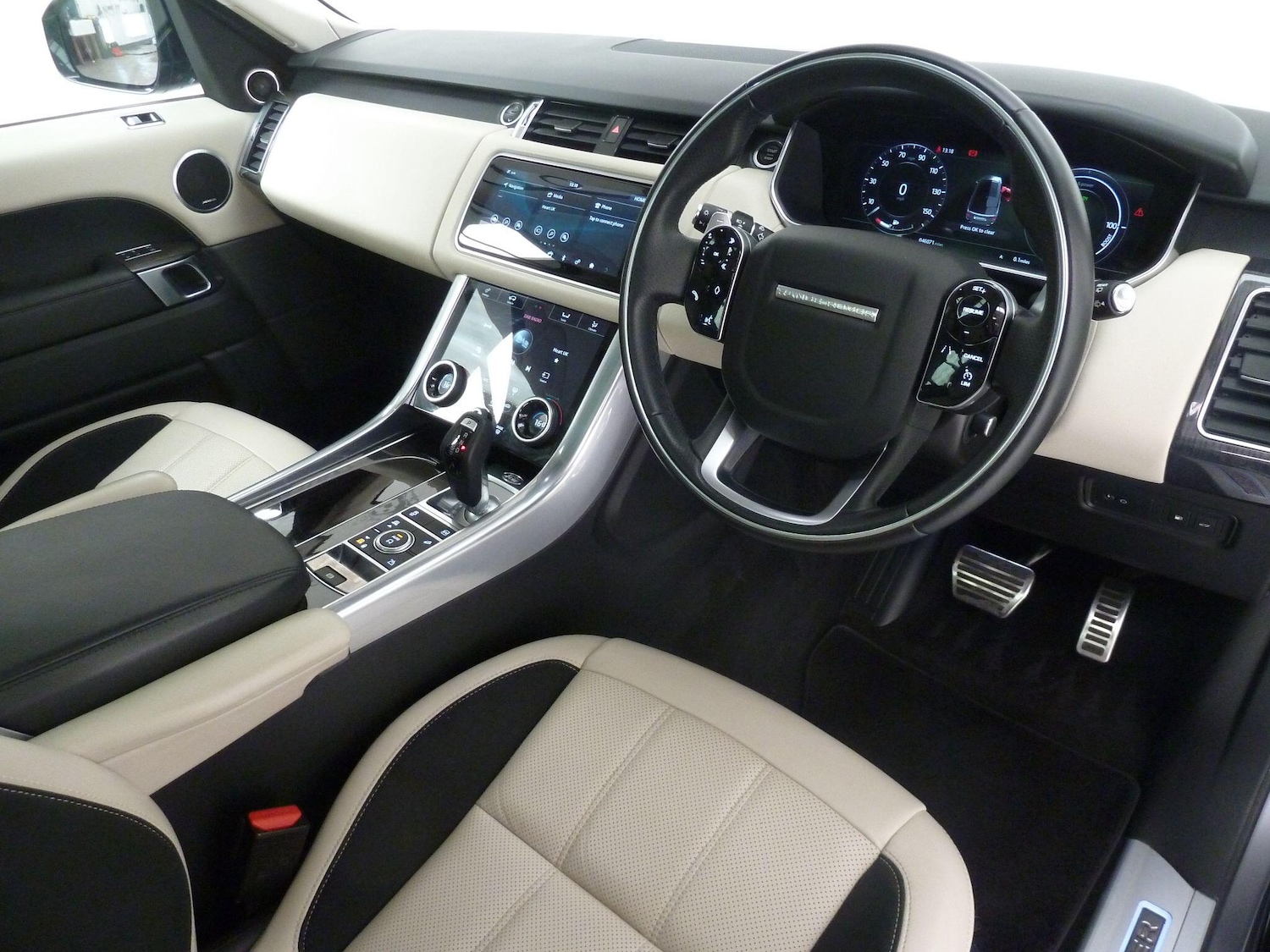 Used Land Rover Range Rover Sport 2020 for sale - 76123132: Photo 6