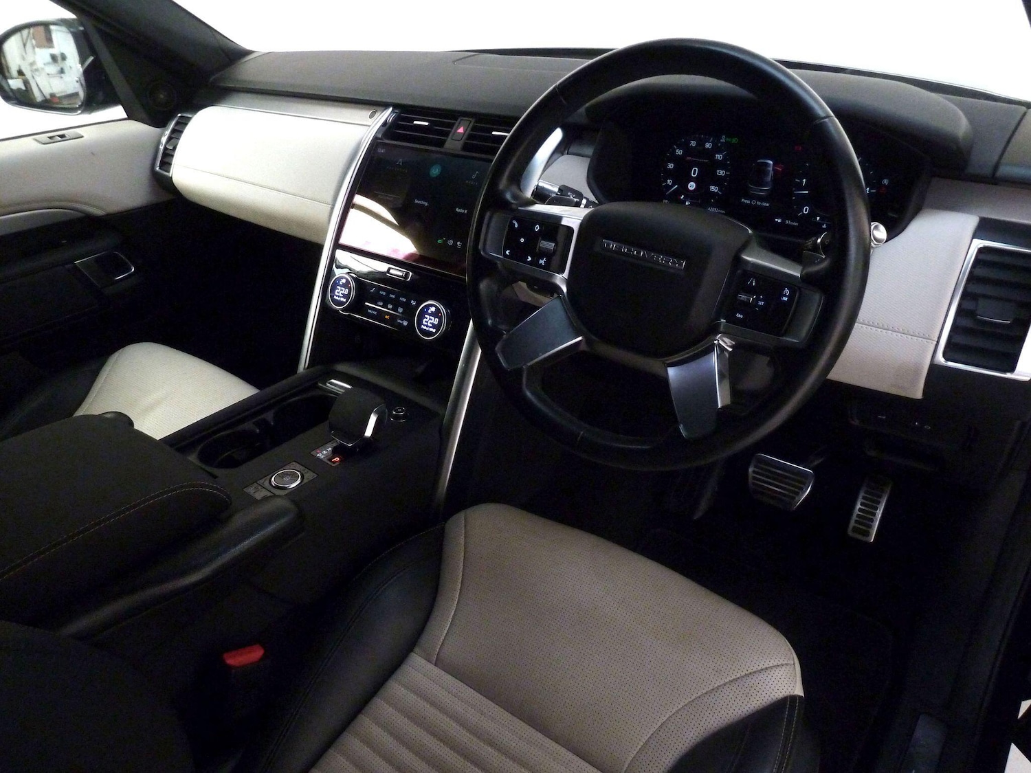 Used Land Rover Discovery 2021 for sale - 76898353: Photo 6