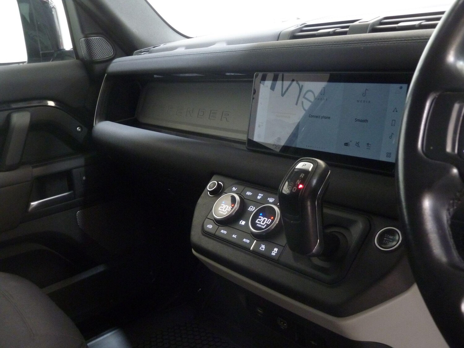 Used Land Rover Defender 2021 for sale - 78100313: Photo 17