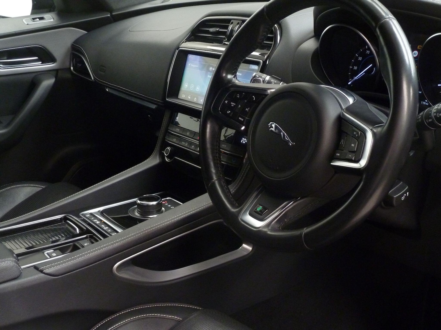 Used Jaguar F-Pace for sale - 78072733: Photo 16