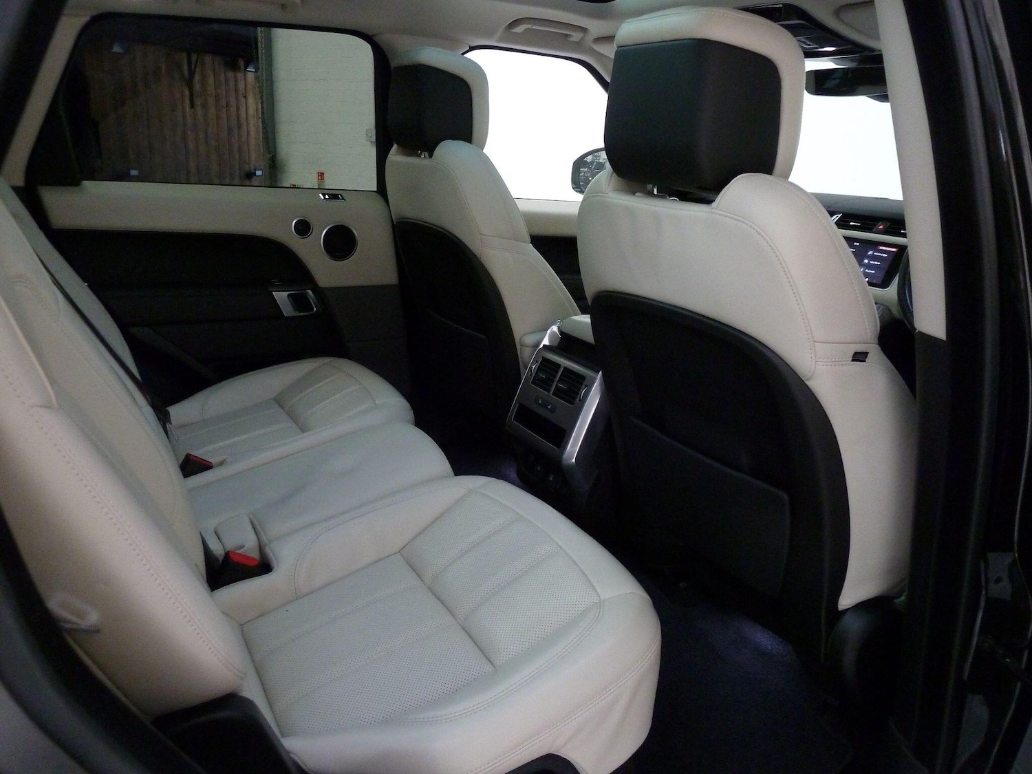 Used Land Rover Range Rover Sport for sale - 77215319: Photo 14