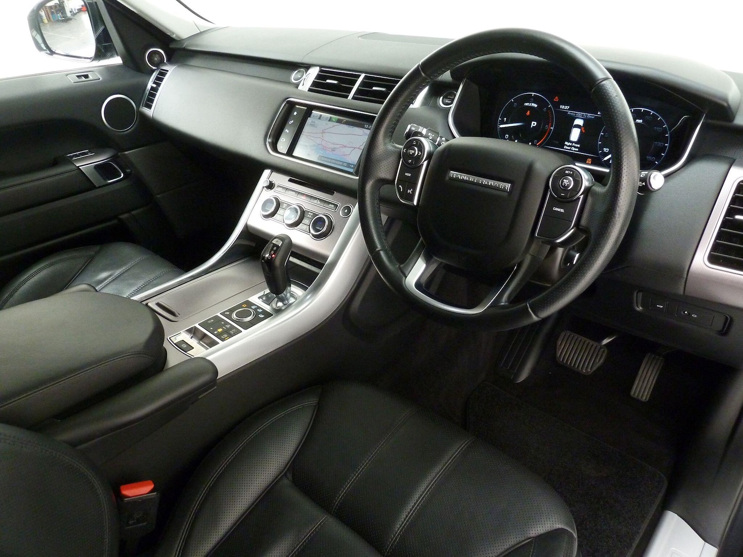 Used Land Rover Range Rover Sport 2015 for sale - 76041888: Photo 6