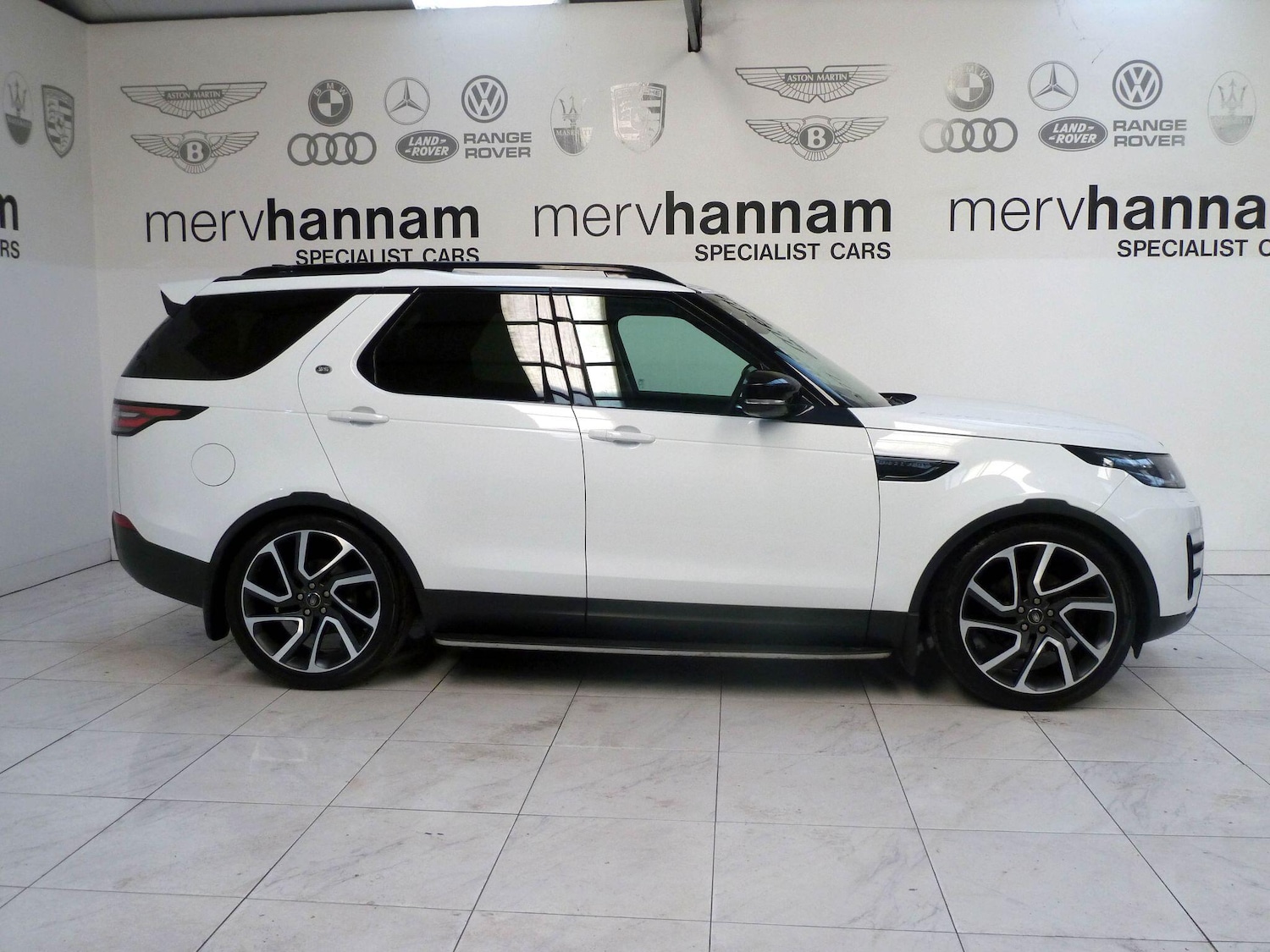 Used Land Rover Discovery 2018 for sale - 76995546: Photo 3