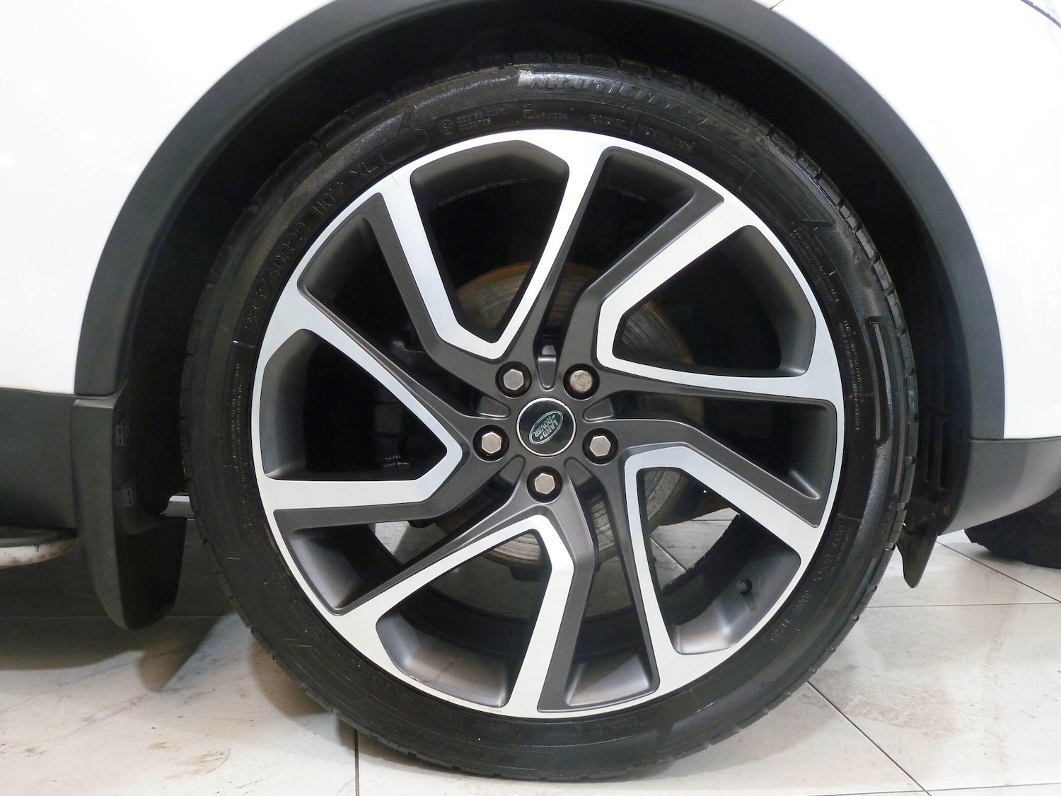 Used Land Rover Discovery 2018 for sale - 76995546: Photo 9