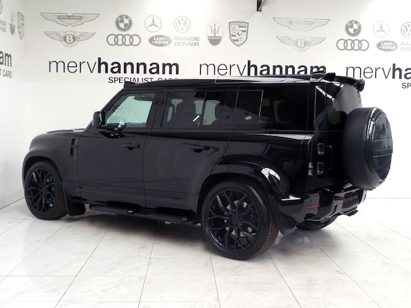 Used Land Rover Defender 110 2021 for sale - 76189037: Photo 4