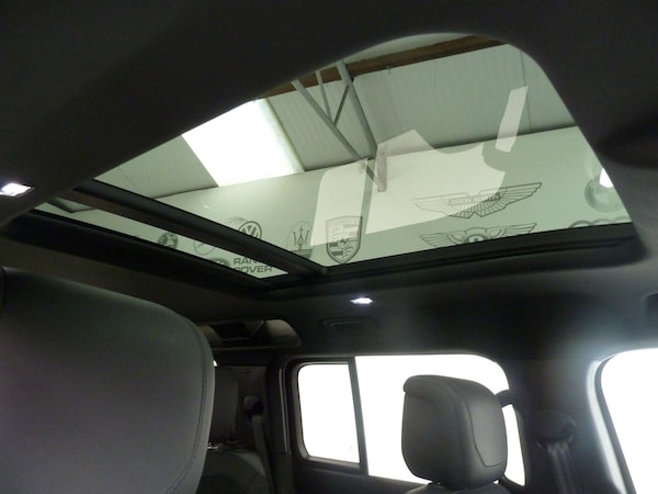 Used Land Rover Defender 110 2021 for sale - 76189037: Photo 8