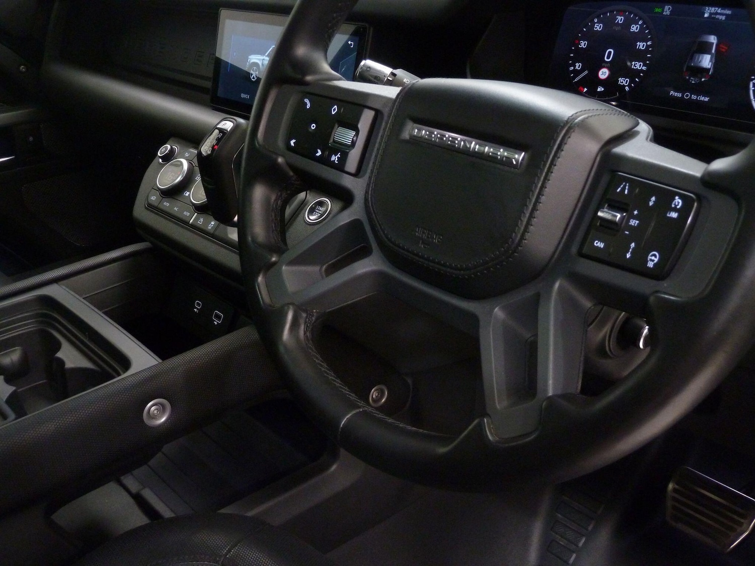 Used Land Rover Defender 2020 for sale - 76975448: Photo 16