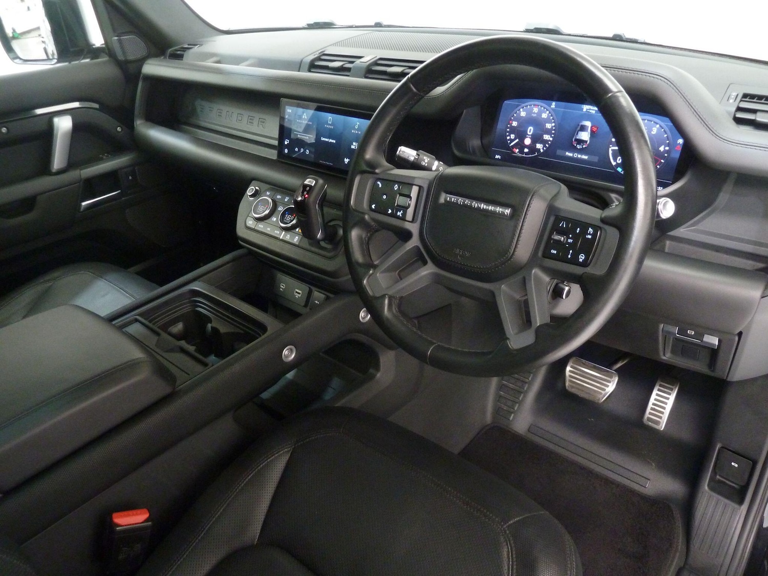 Used Land Rover Defender 2020 for sale - 76975448: Photo 6