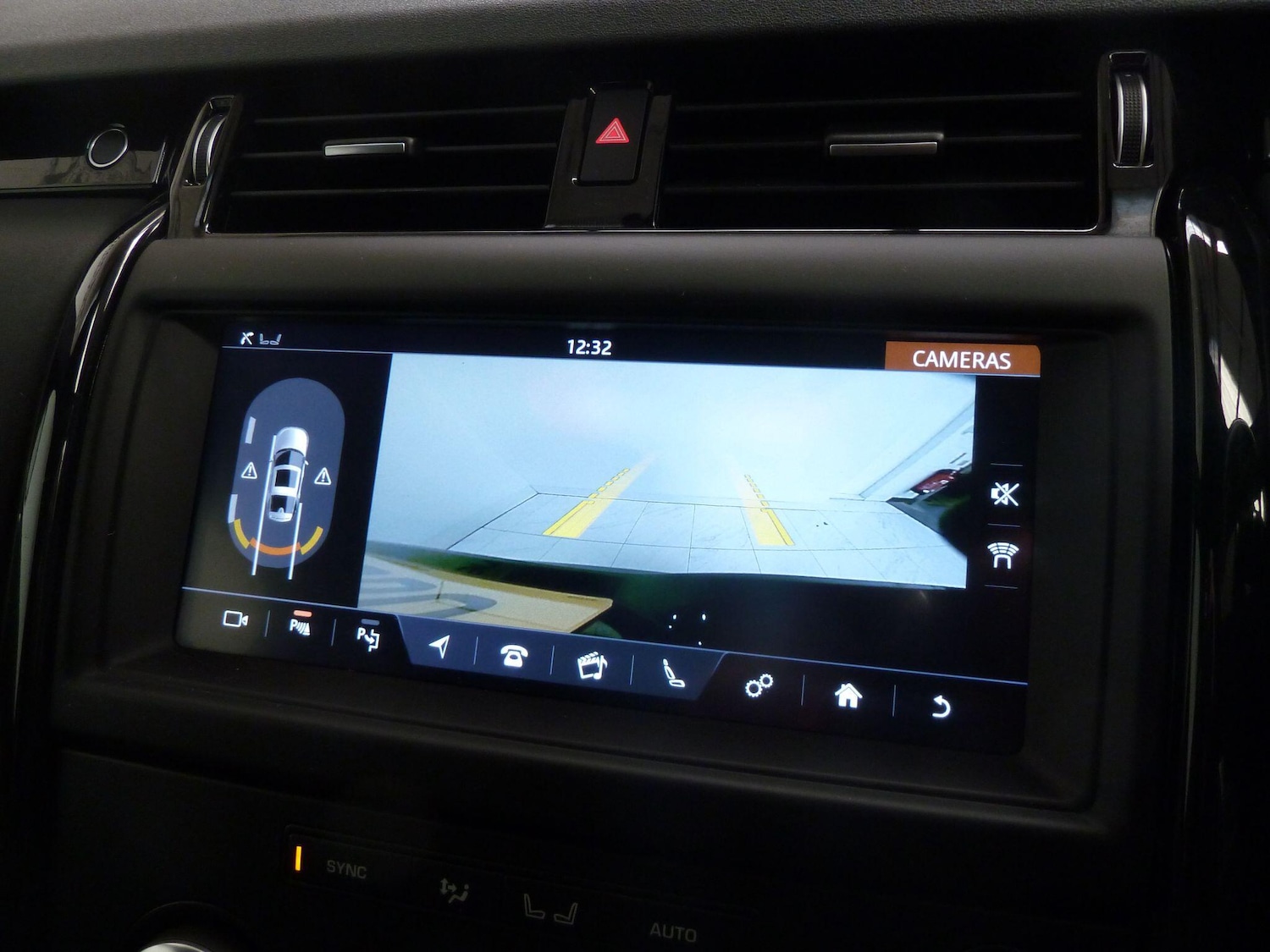 Used Land Rover Discovery 2019 for sale - 76360177: Photo 20