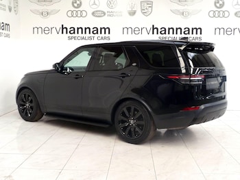 Used Land Rover Discovery 2019 for sale - 76360177: Photo