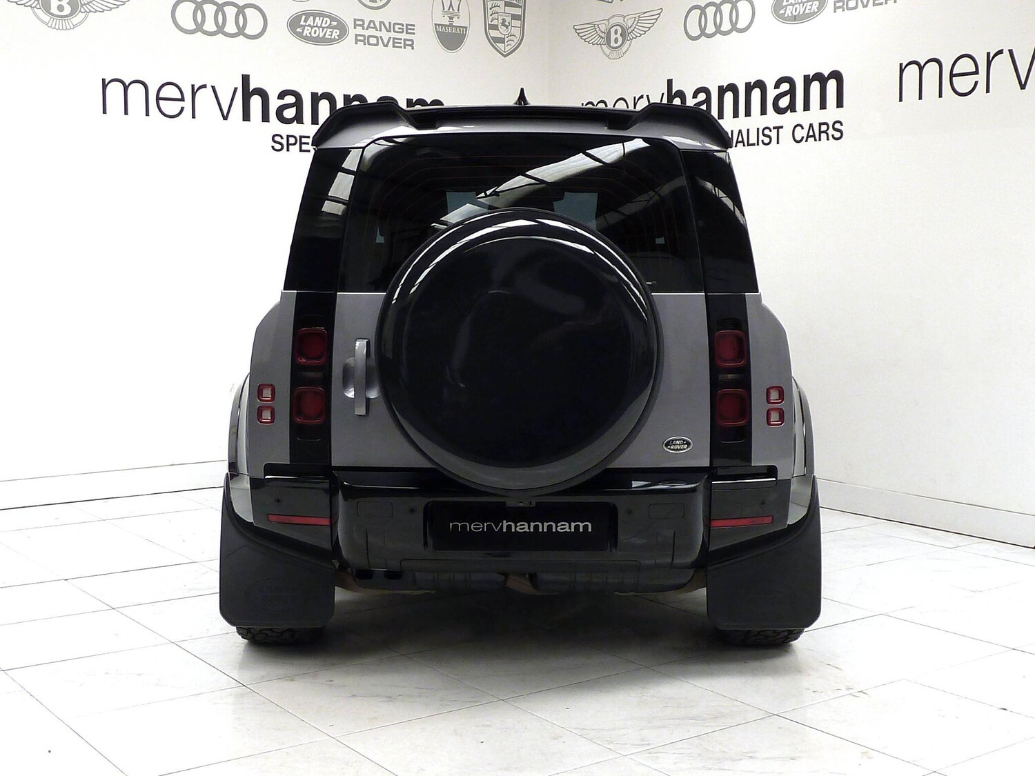 Used Land Rover Defender 90 for sale - 76912884: Photo 14