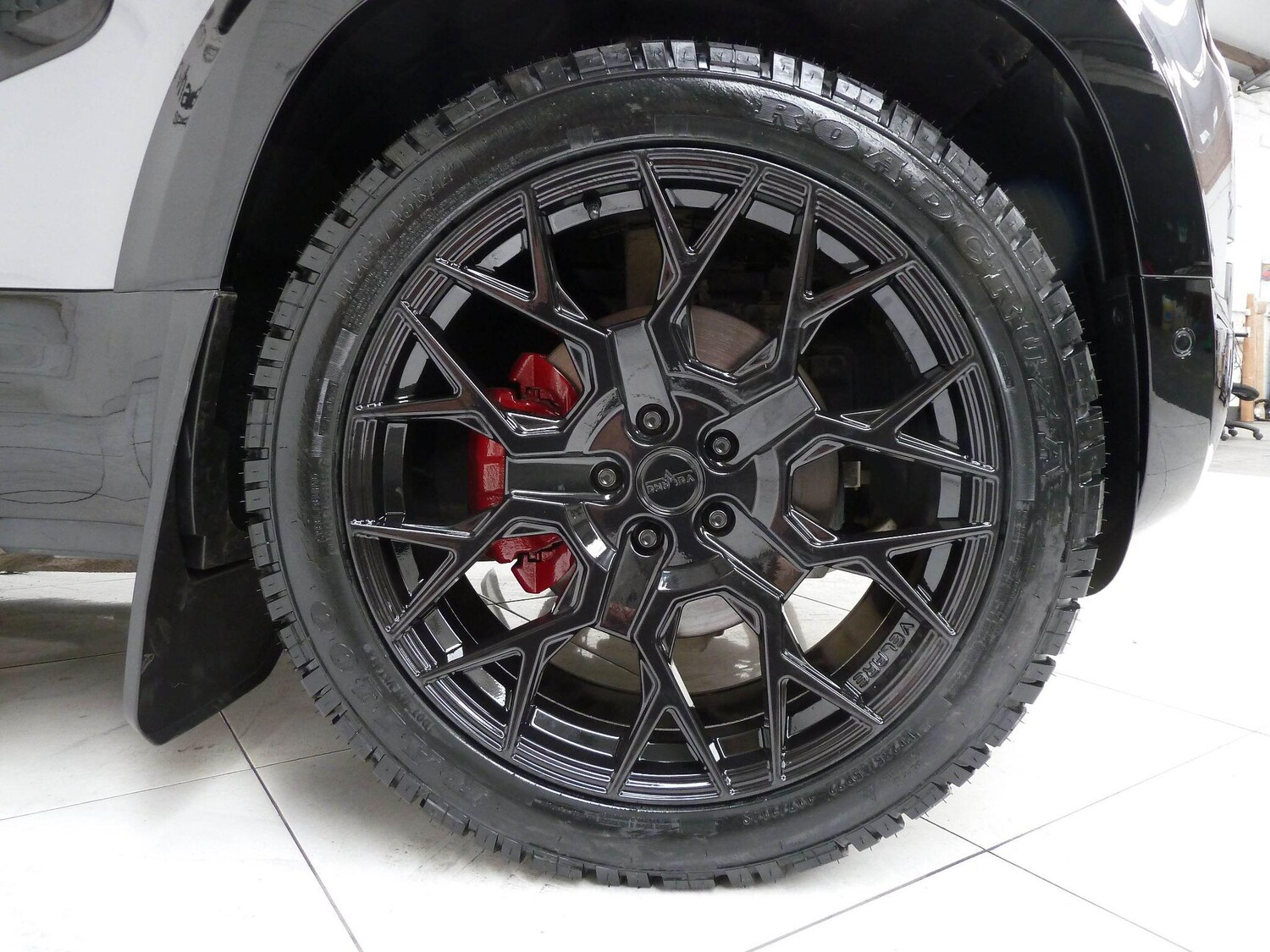 Used Land Rover Defender 90 for sale - 76912884: Photo 9