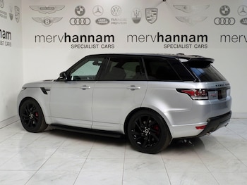 Used Land Rover Range Rover Sport 2017 for sale - 76786802: Photo