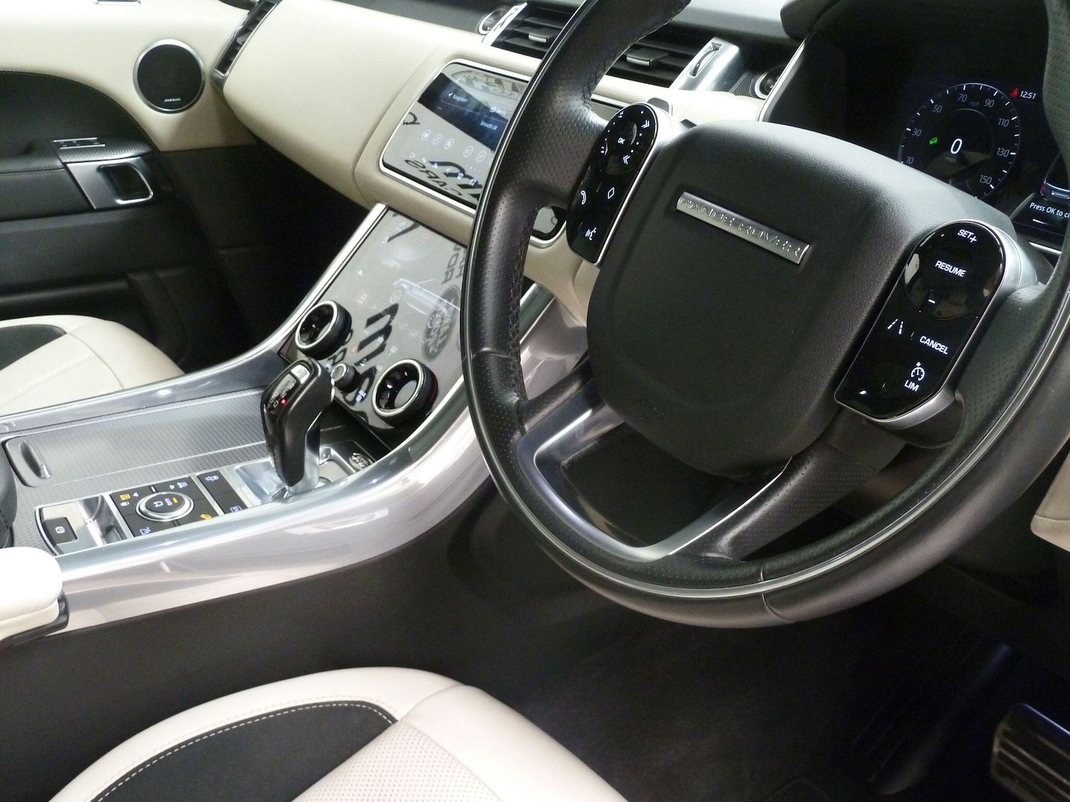 Used Land Rover Range Rover Sport 2021 for sale - 76042760: Photo 7