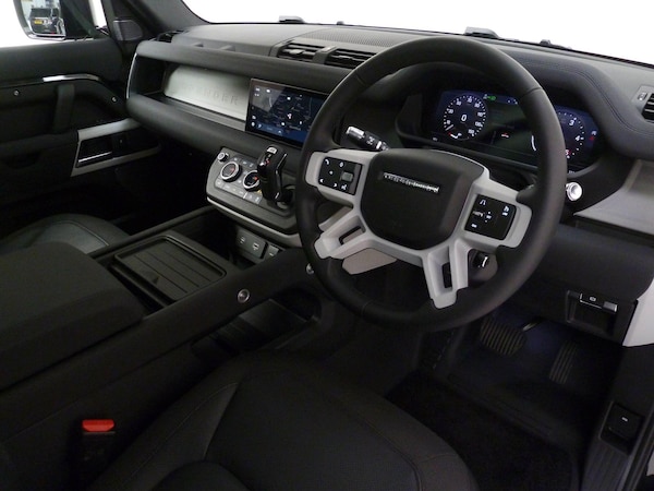 Used Land Rover Defender 110 for sale - 76307221: Photo 6