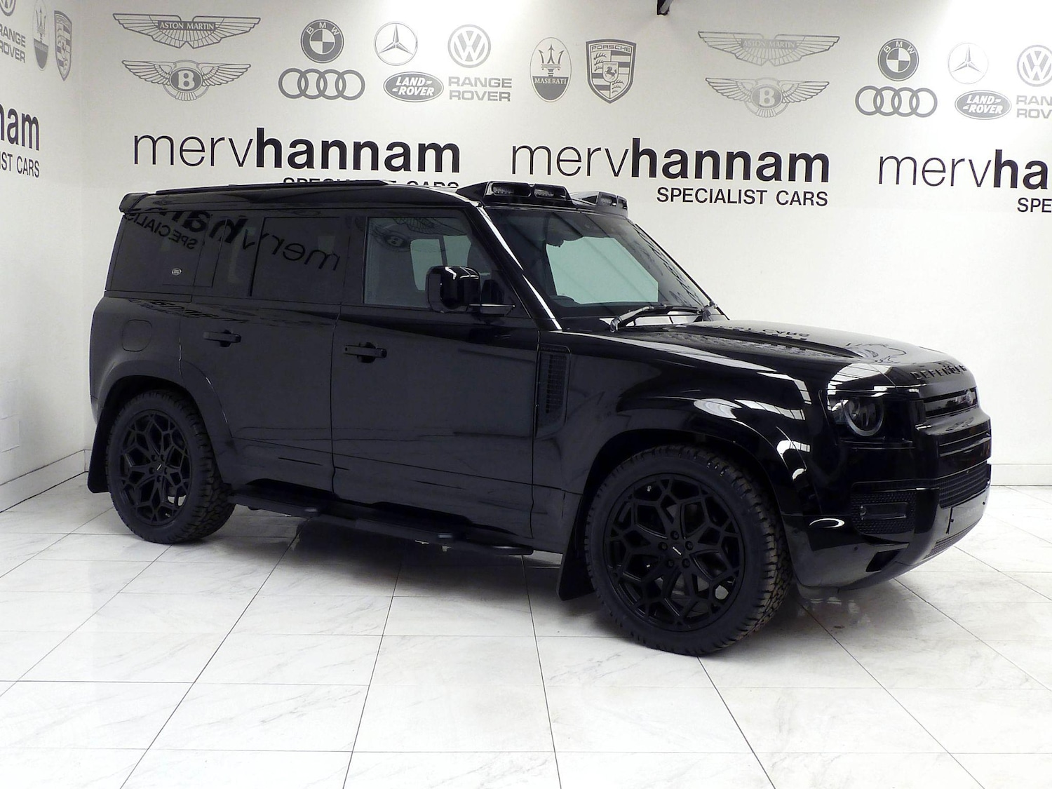 Used Land Rover Defender 2022 for sale - 77344355: Photo 2