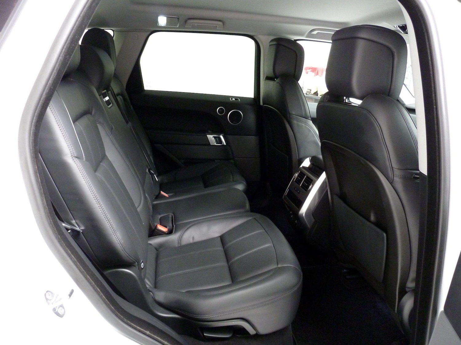 Used Land Rover Range Rover Sport 2018 for sale - 76550564: Photo 15