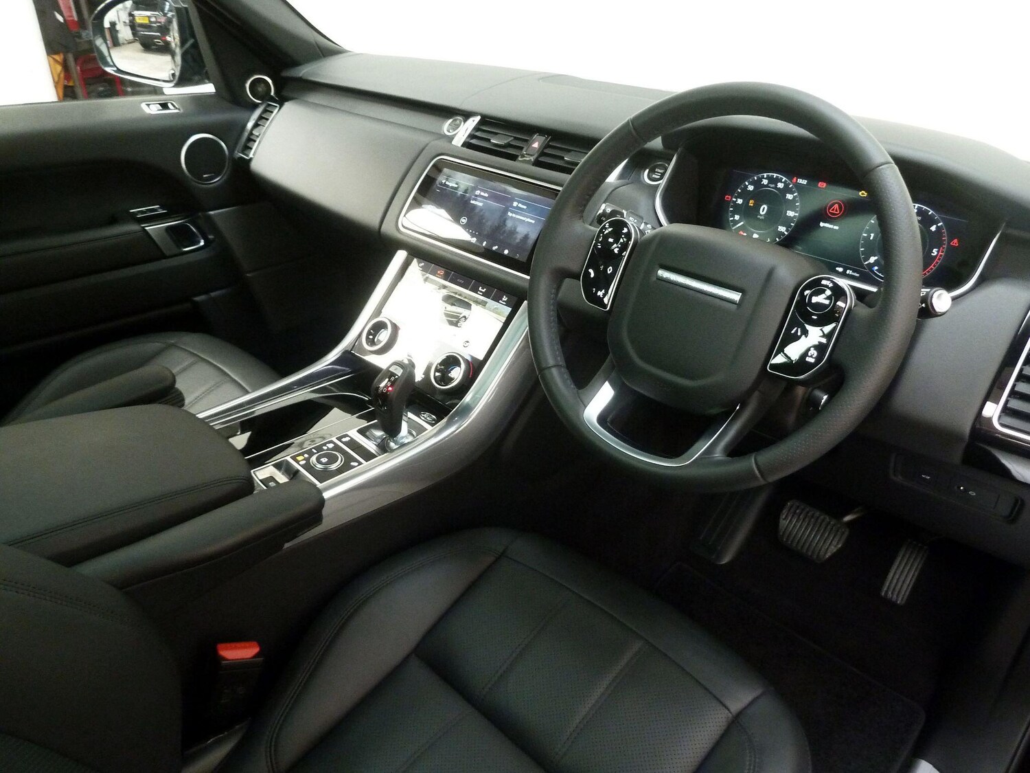 Used Land Rover Range Rover Sport 2018 for sale - 76084373: Photo 6