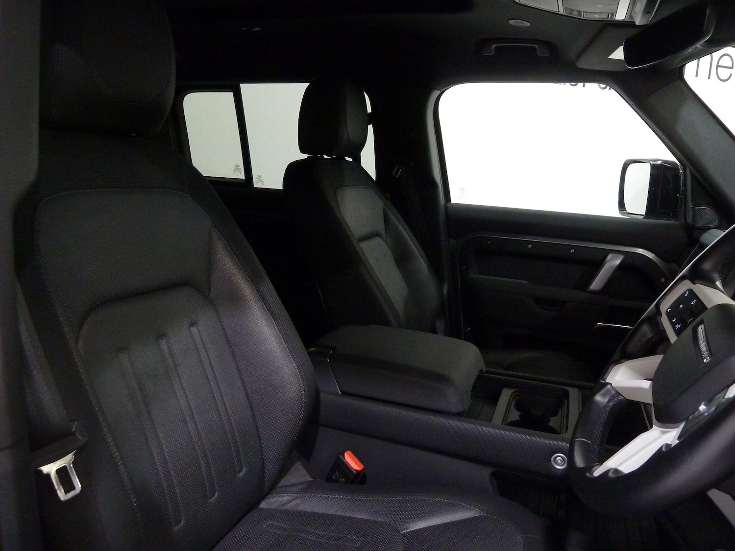 Used Land Rover Defender 110 for sale - 76728786: Photo 7