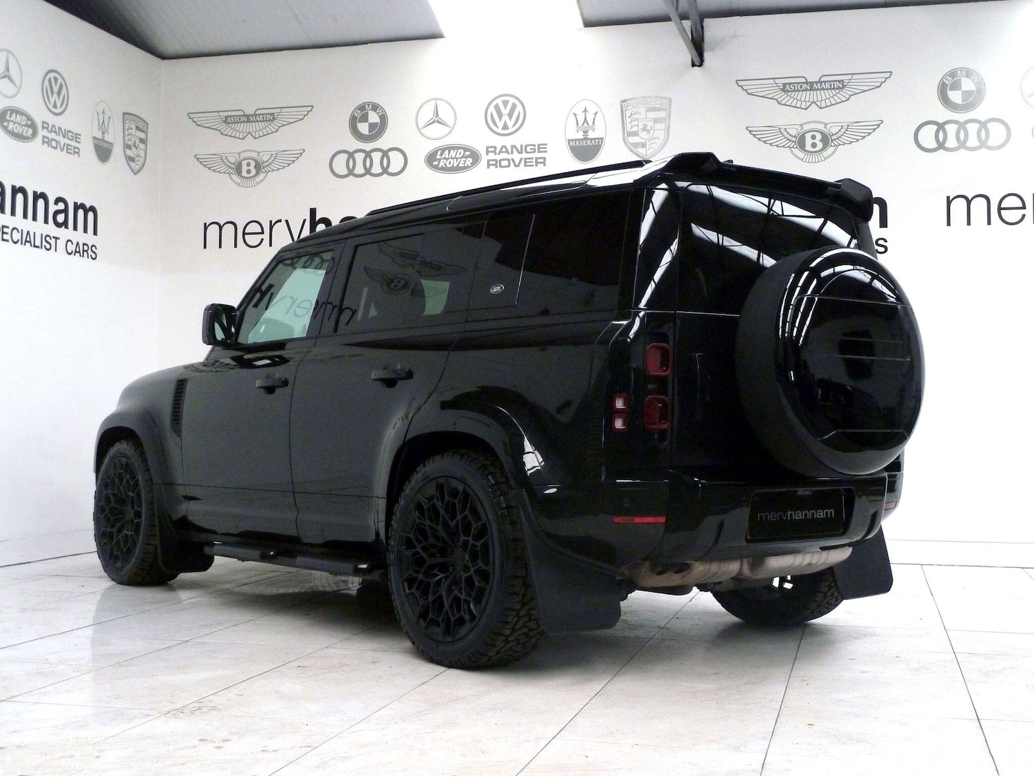 Used Land Rover Defender 2022 for sale - 77267140: Photo 5