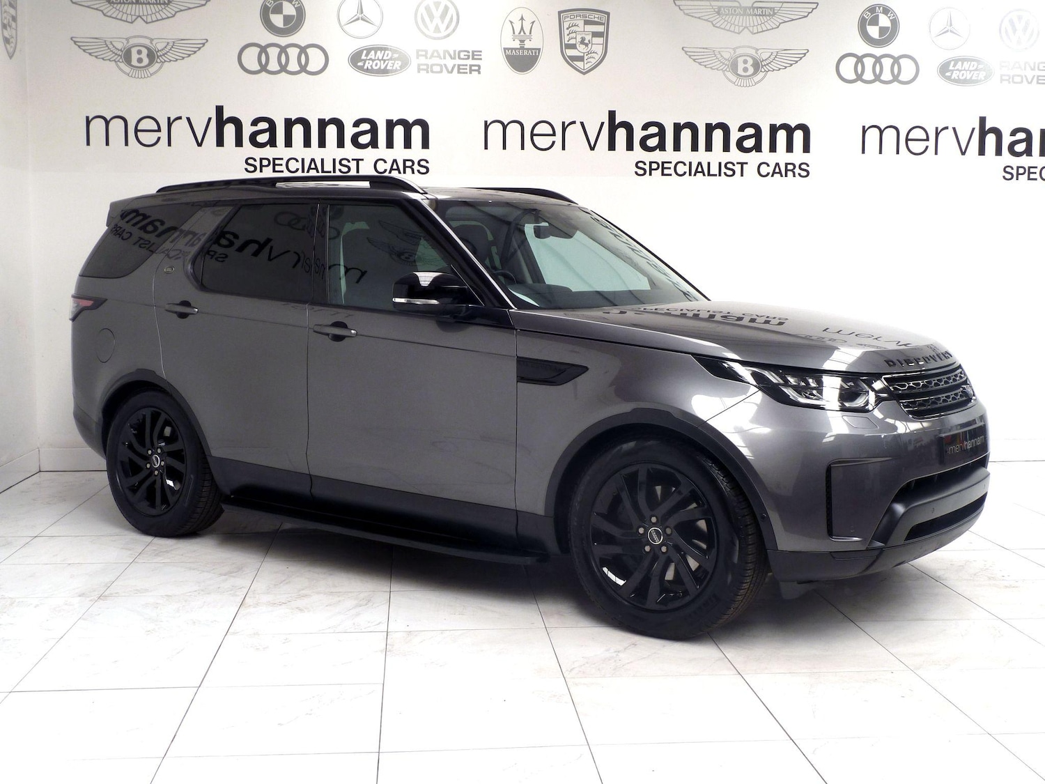 Used Land Rover Discovery 2018 for sale - 76002366: Photo 2