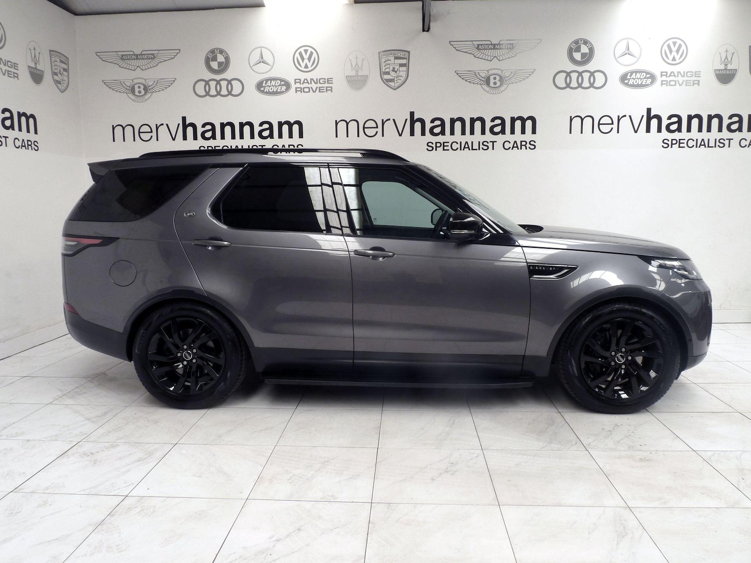 Used Land Rover Discovery 2018 for sale - 76002366: Photo 3
