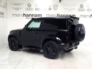 Used Land Rover Defender 2024 for sale - 79669882: Photo
