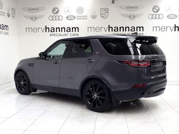 Used Land Rover Discovery 2018 for sale - 76473828: Photo