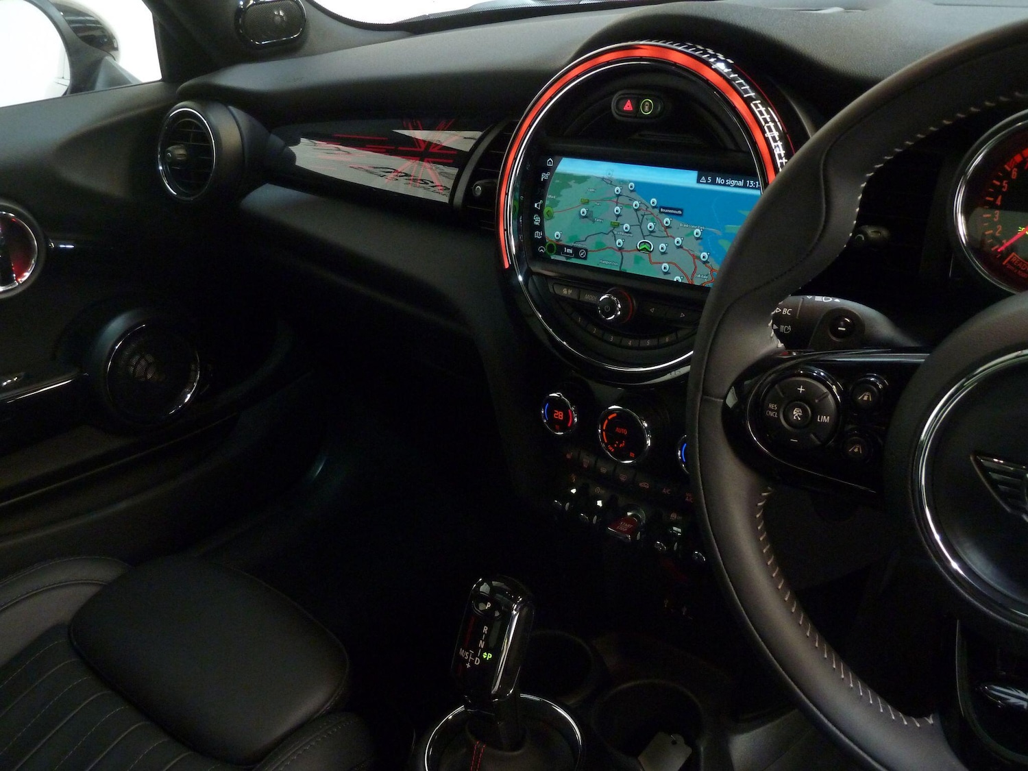 Used MINI Hatch 2018 for sale - 76645043: Photo 18