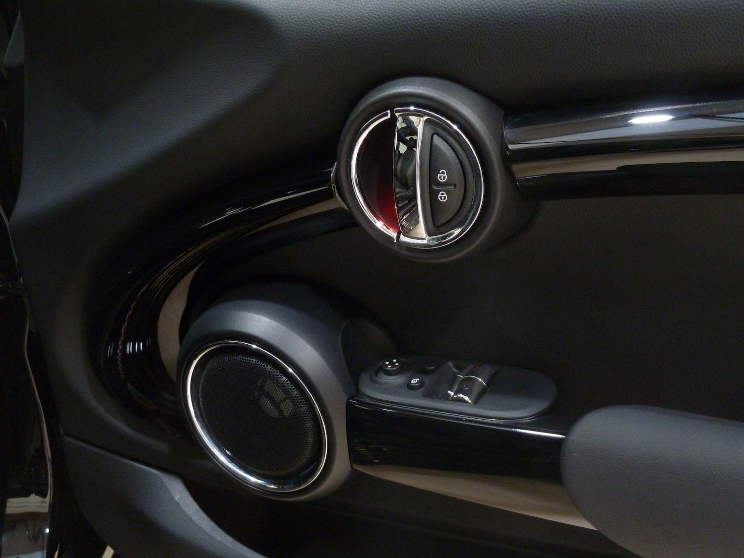 Used MINI Hatch 2018 for sale - 76645043: Photo 19