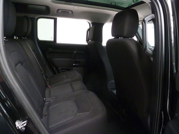 Used Land Rover Defender 110 2020 for sale - 76226360: Photo 17