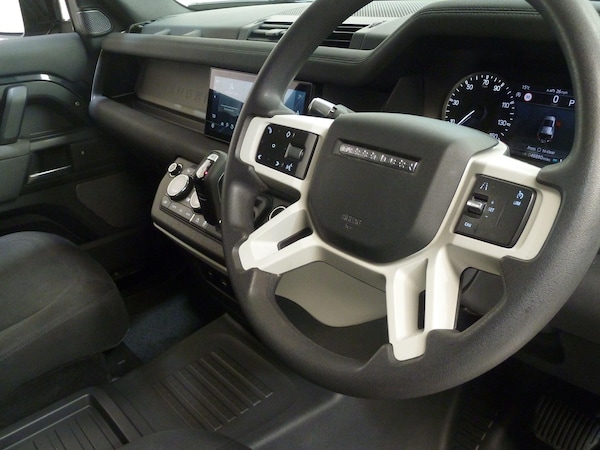 Used Land Rover Defender 110 2020 for sale - 76226360: Photo 6