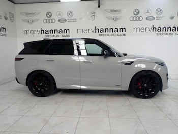 Used Land Rover Range Rover Sport 2022 for sale - 76989457: Photo