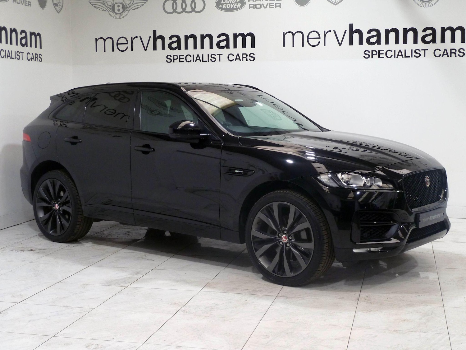 Used Jaguar F-Pace 2019 for sale - 76513183: Photo 2