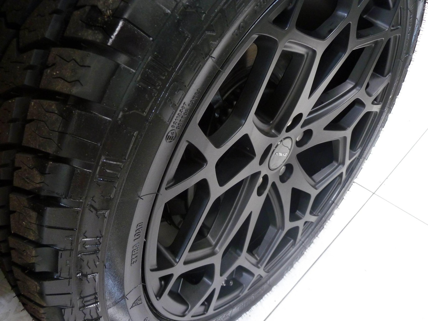 Used Land Rover Defender 2023 for sale - 77994196: Photo 10