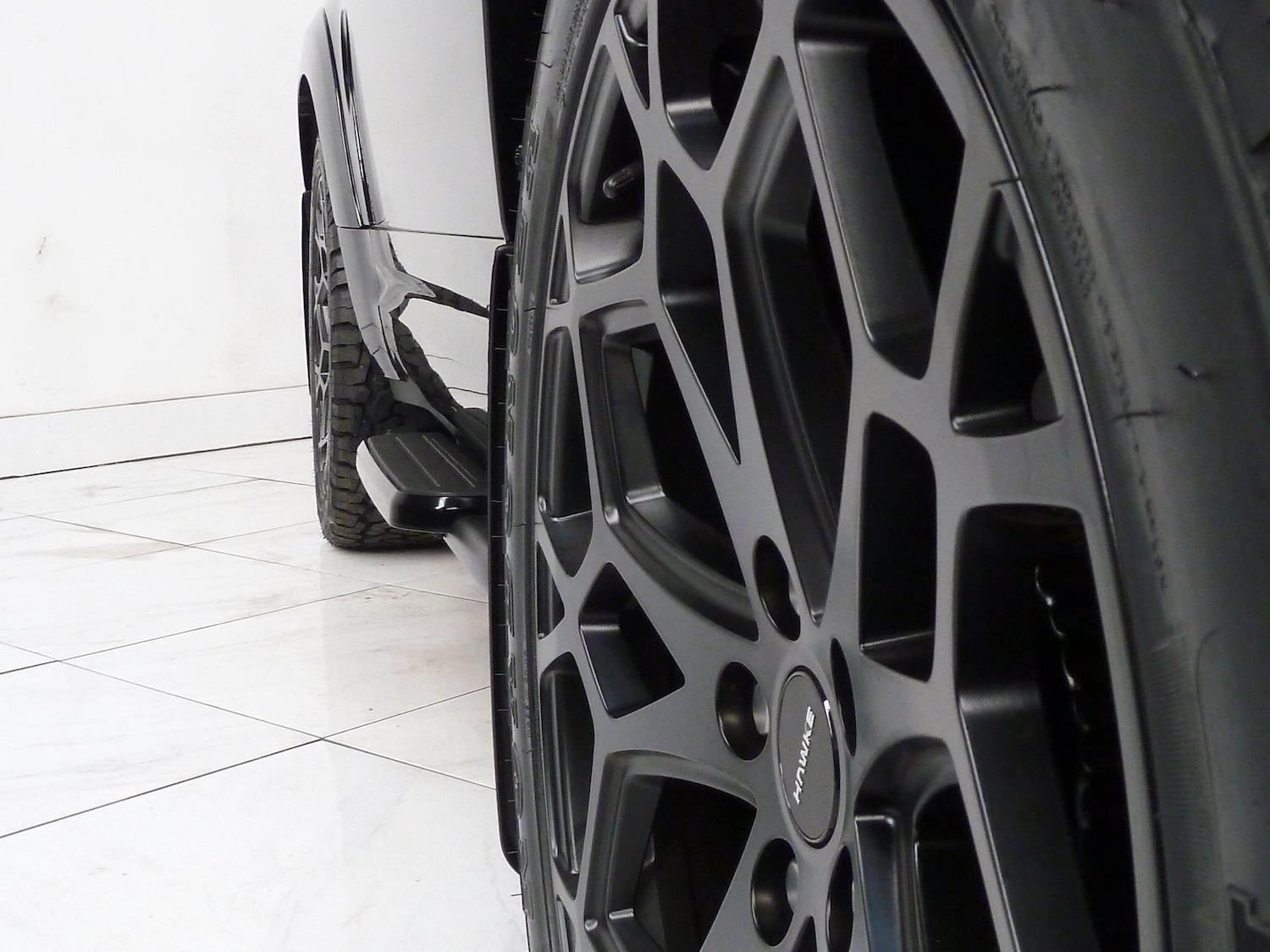 Used Land Rover Defender 2023 for sale - 77994196: Photo 15