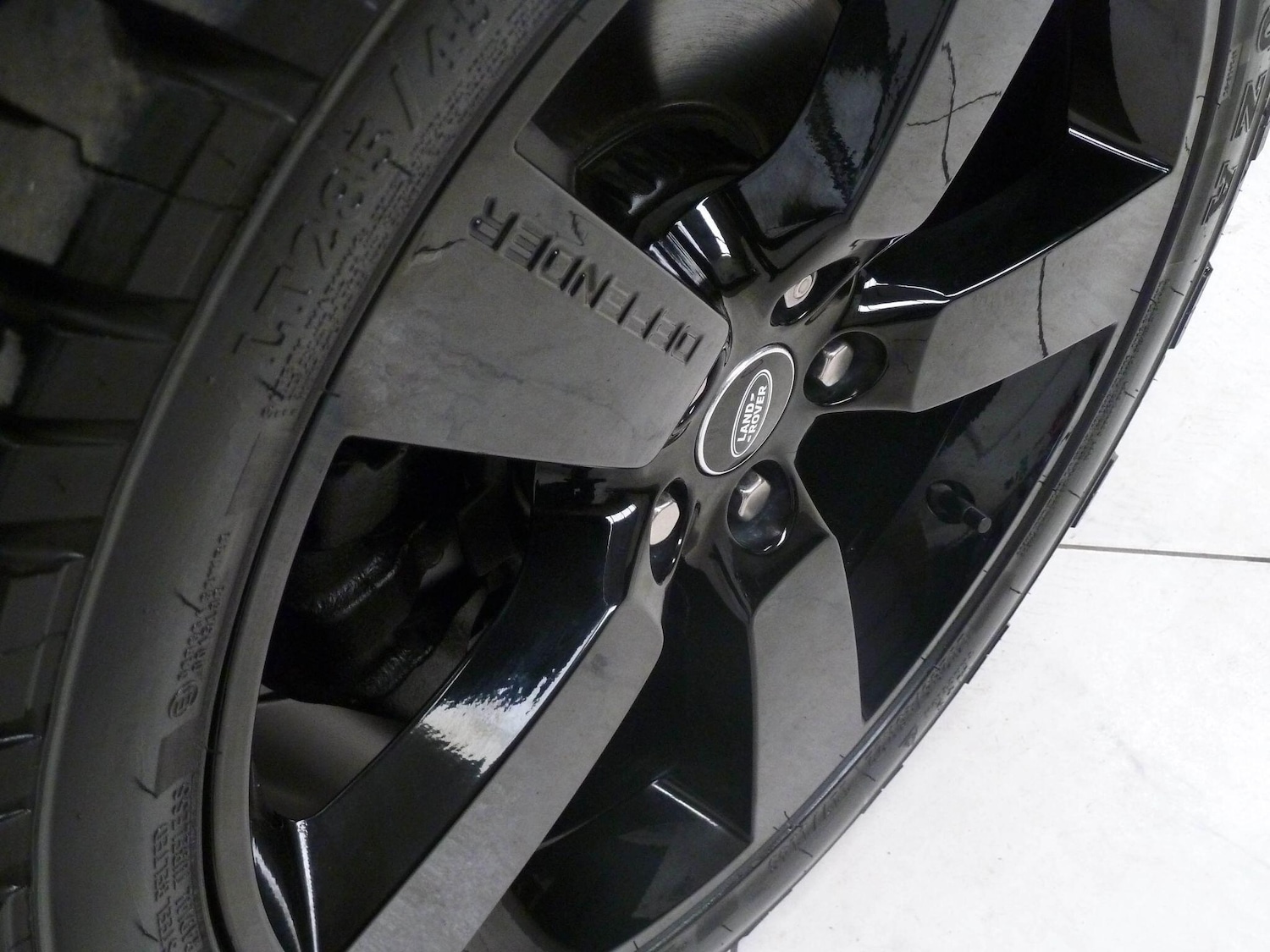 Used Land Rover Defender 2020 for sale - 78170424: Photo 10