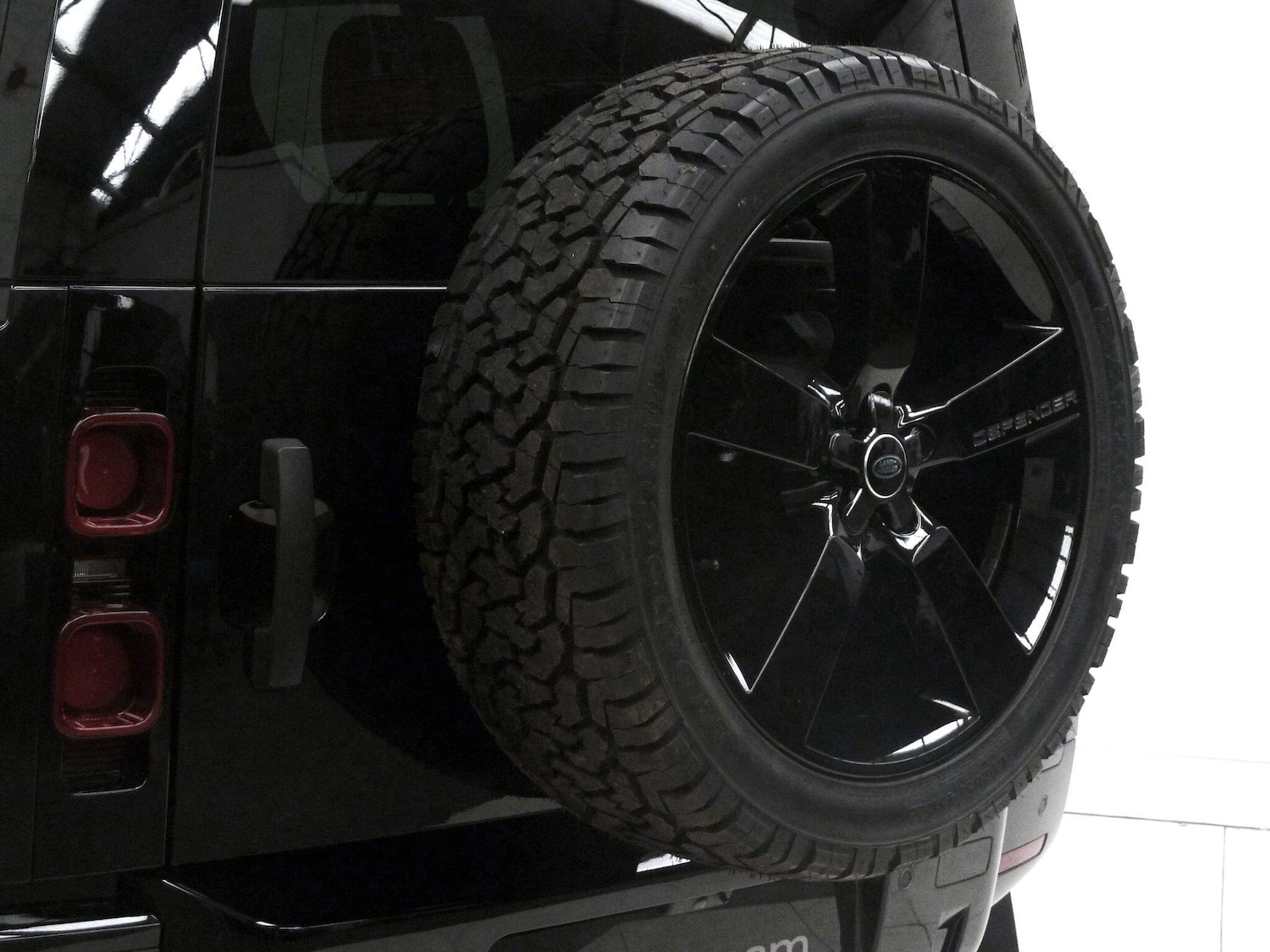 Used Land Rover Defender 2020 for sale - 78170424: Photo 15