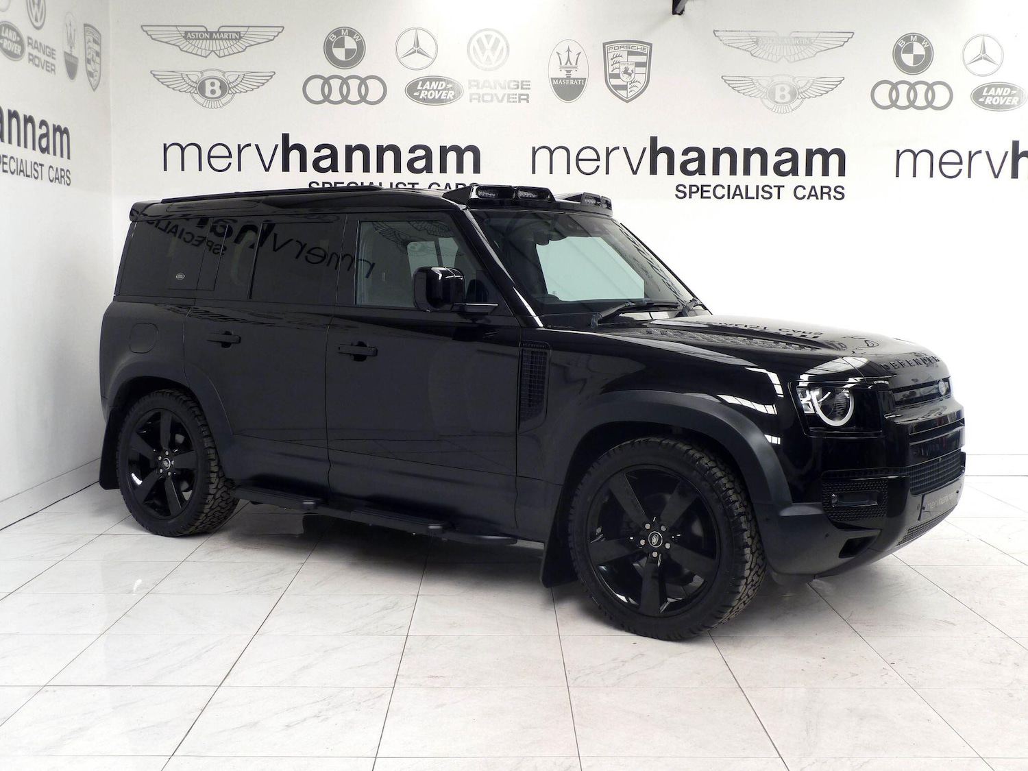Used Land Rover Defender 2020 for sale - 78170424: Photo 2