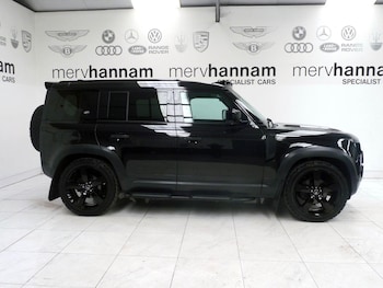 Used Land Rover Defender 2020 for sale - 78170424: Photo