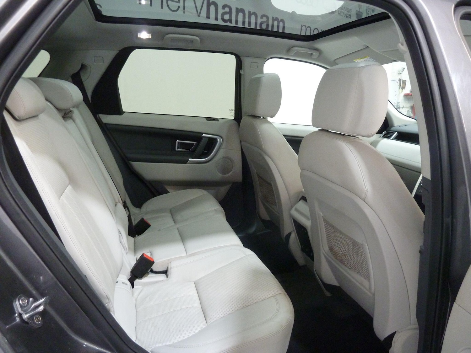 Used Land Rover Discovery Sport 2017 for sale - 77290536: Photo 15