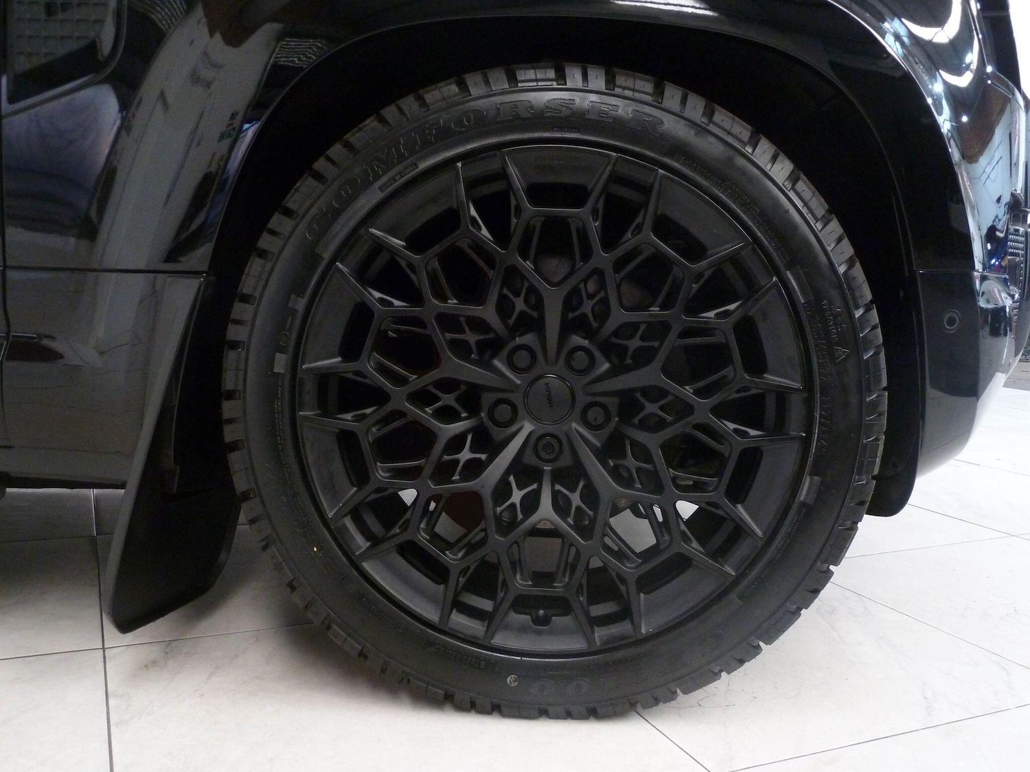 Used Land Rover Defender 2024 for sale - 78019301: Photo 9