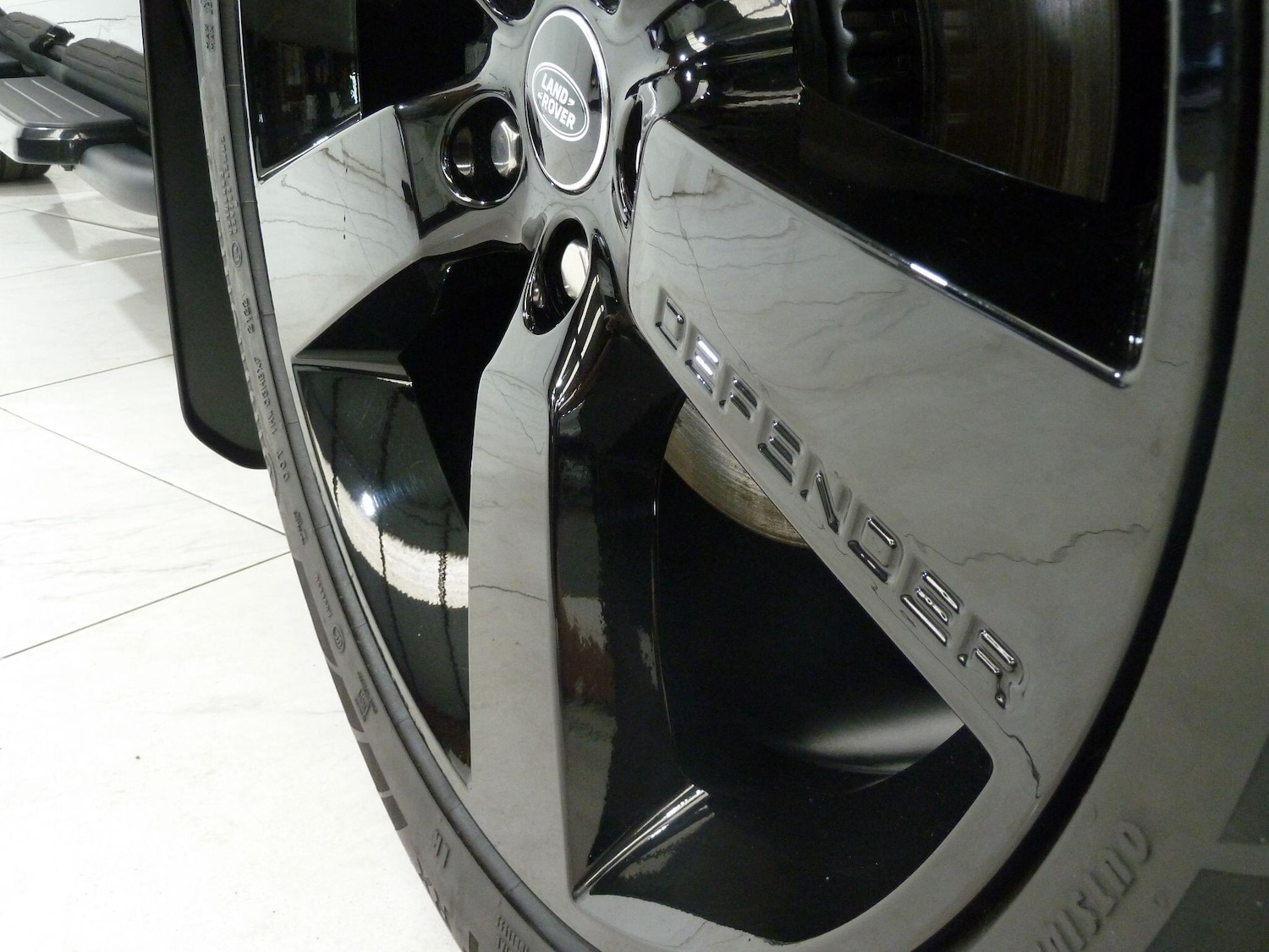 Used Land Rover Defender 110 2022 for sale - 76633271: Photo 10