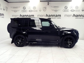 Used Land Rover Defender 110 2022 for sale - 76633271: Photo