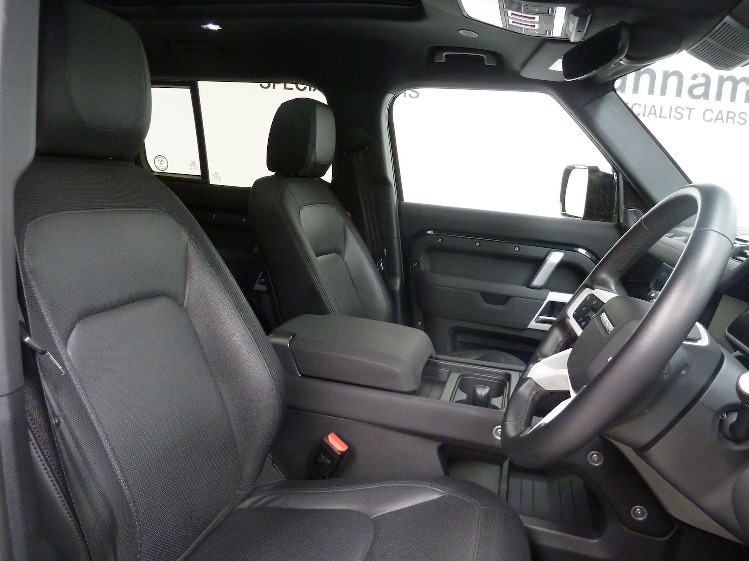 Used Land Rover Defender 110 2022 for sale - 76633271: Photo 7