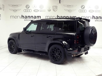 Used Land Rover Defender 110 2021 for sale - 75430595: Photo