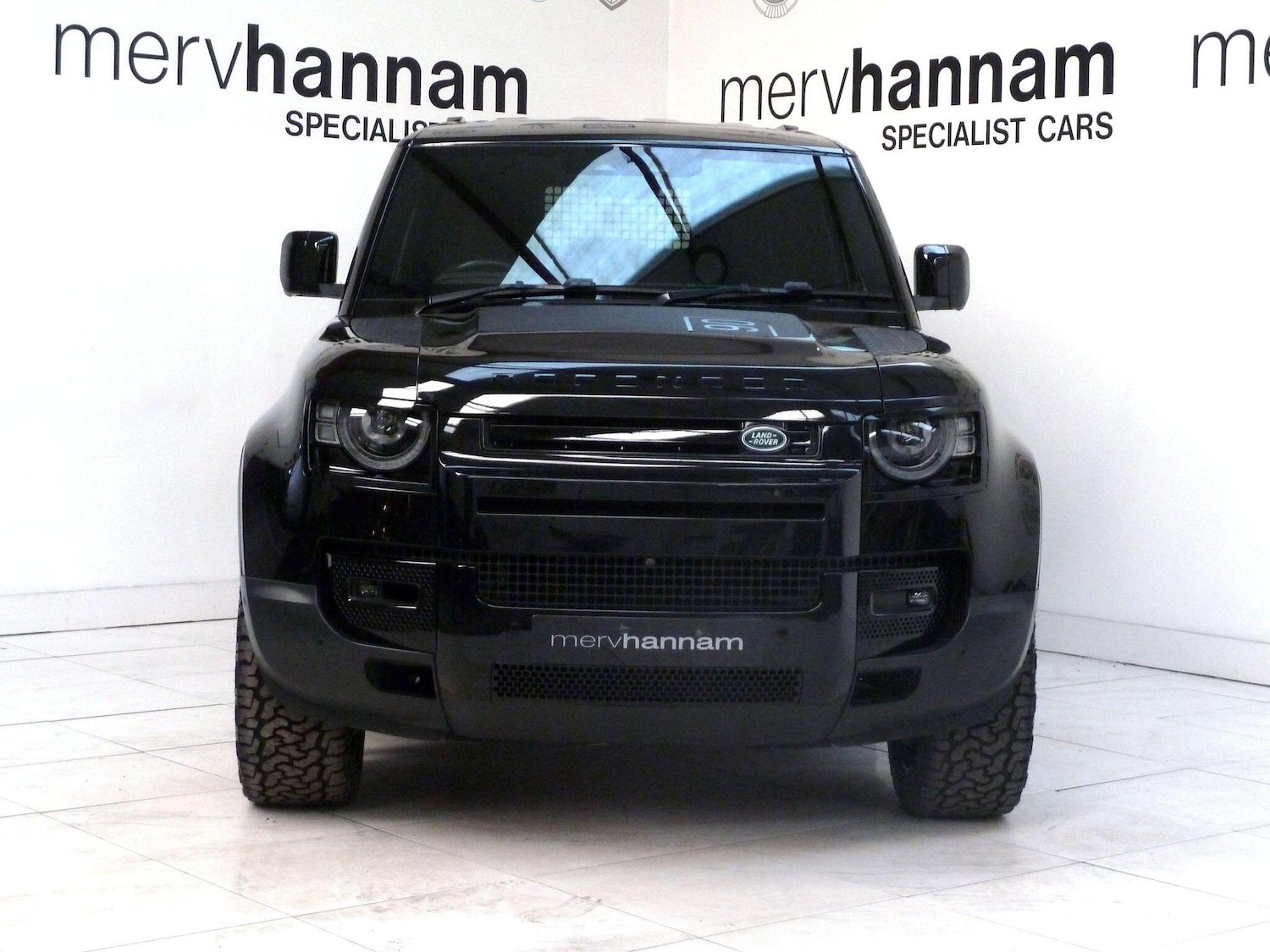 Used Land Rover Defender 2021 for sale - 76824037: Photo 11