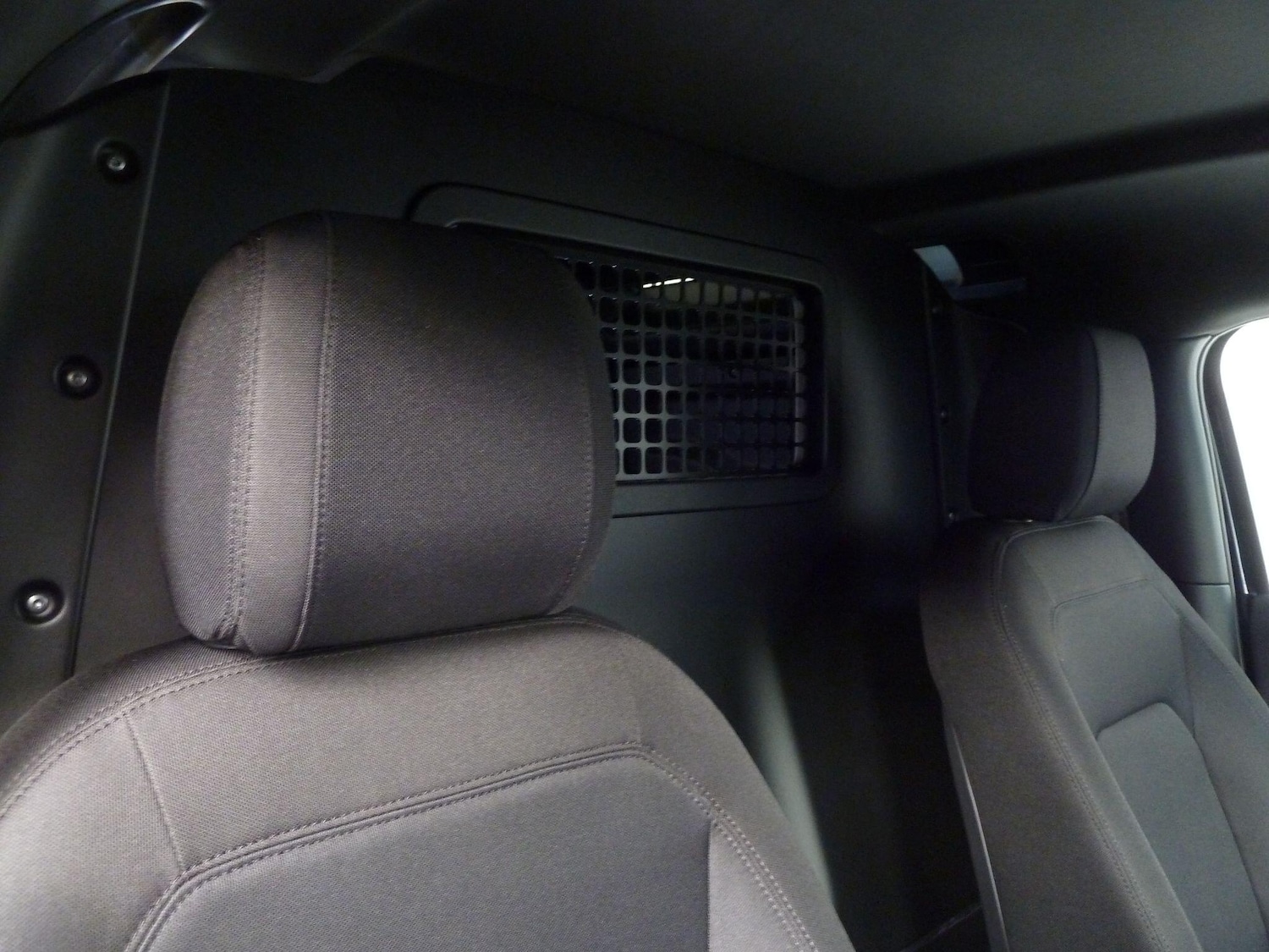 Used Land Rover Defender 2021 for sale - 76824037: Photo 16